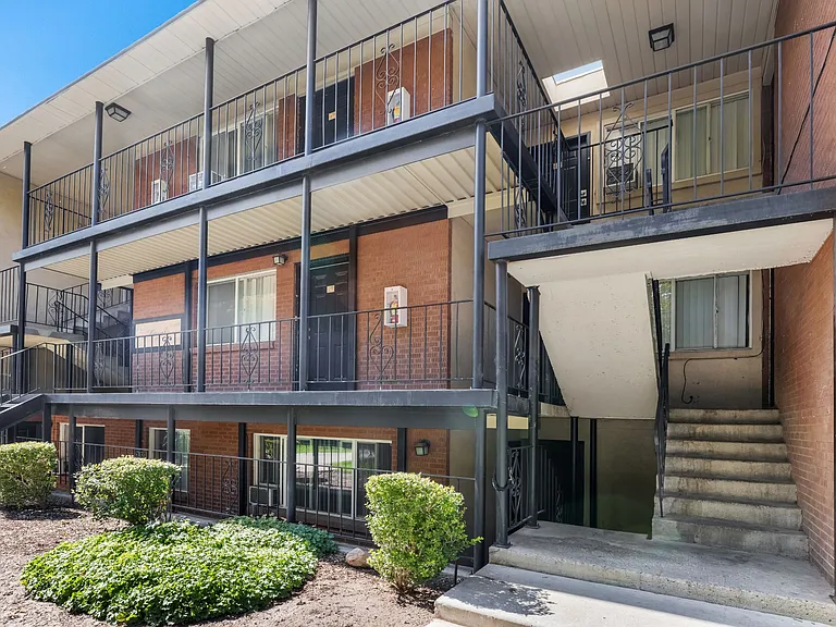 Marmalade Apartments — Photo 1