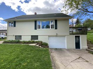 334 Church St, Mineral Point, WI 53565