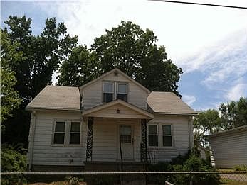 2nd image of 236 Dorothy St