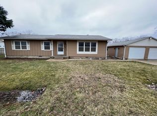 2303 N 3rd St, Champaign, IL 61822