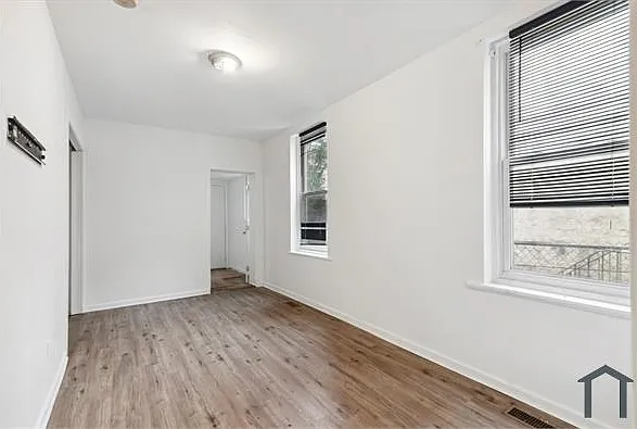 4035 Green St #1 — Photo 10