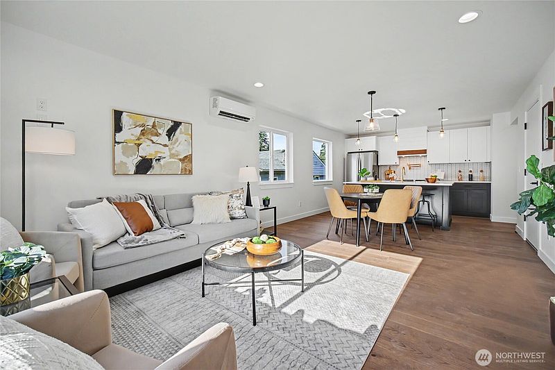 3rd image of 5610 Rockefeller Avenue #3