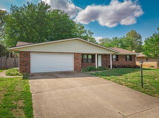 805 Smith Rd, Mount Vernon, IN 47620