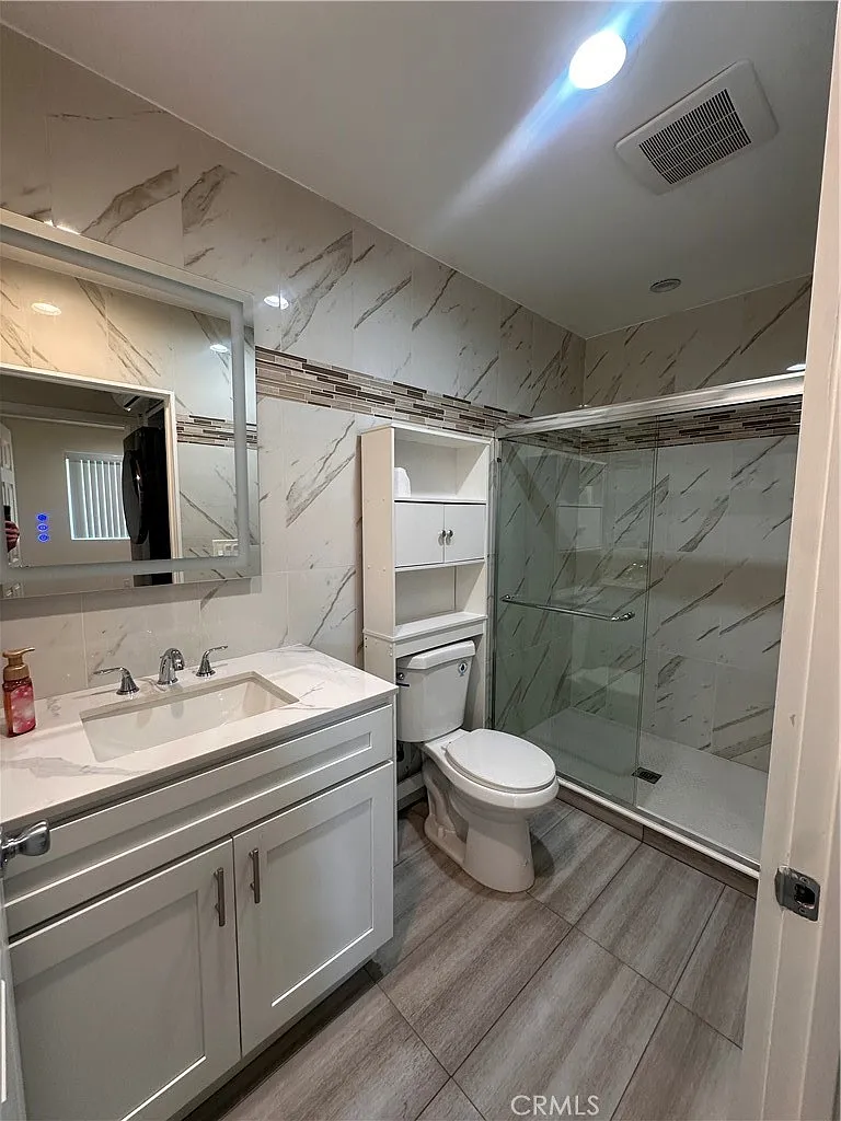 1 bed, 460 sqft, $2,100 — Photo 2