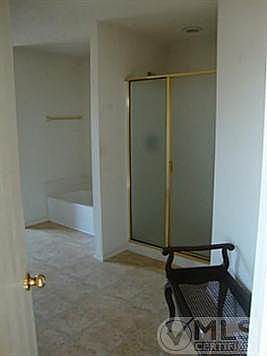 5th image of 1016 Richmond Dr