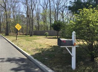 23 Summit Ave, Old Bridge, NJ