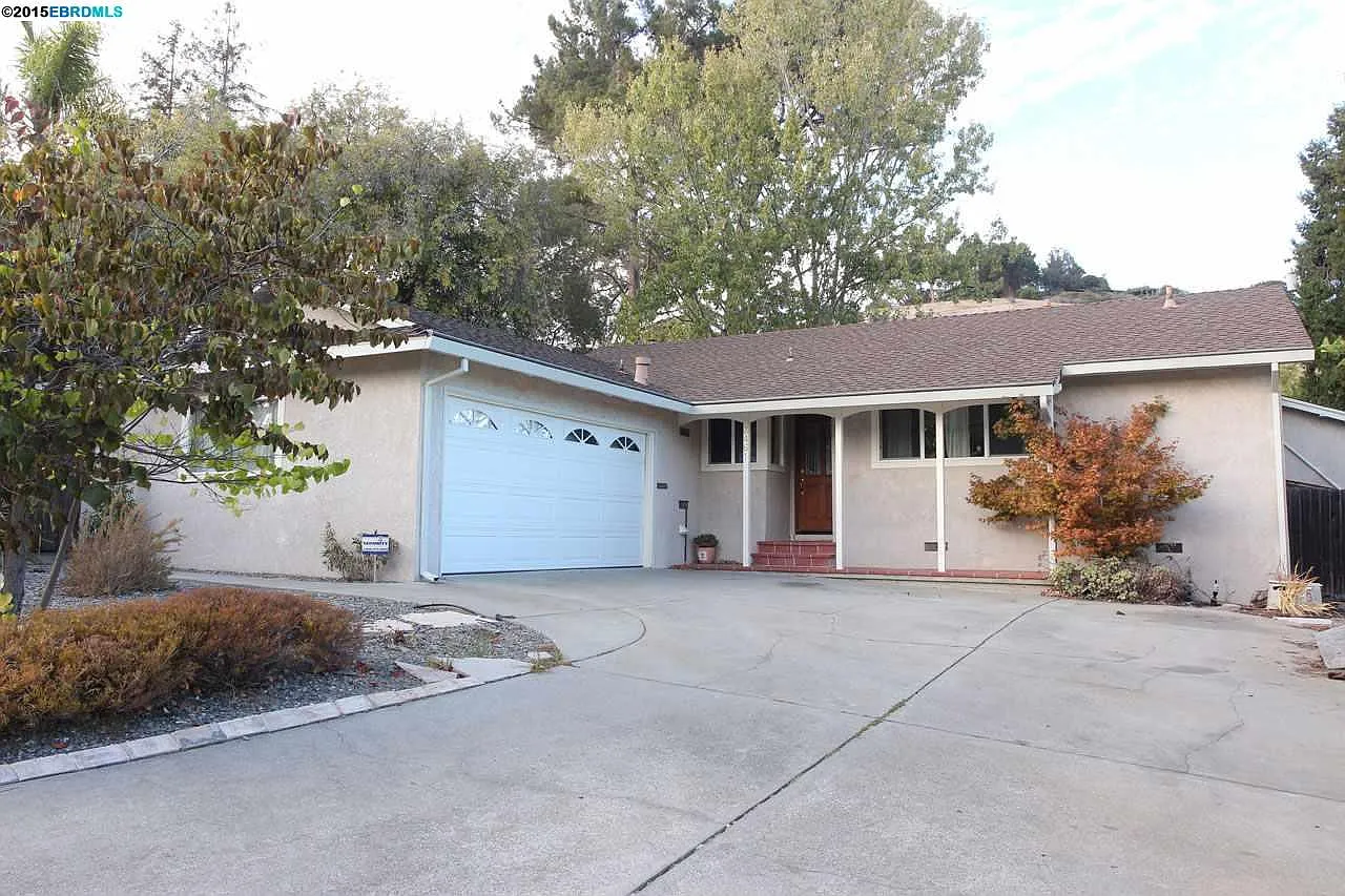 3461 Fleetwood Dr photo 1