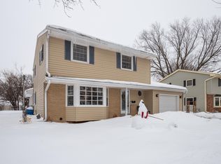 2149 Empire Dr, Waukesha, WI 53186