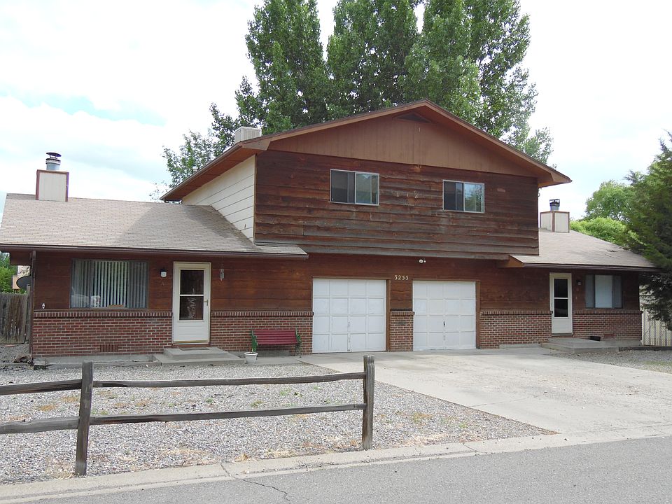2nd image of 3255 Castaneda Dr