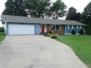 21718 210th St, Holland, IA 50642