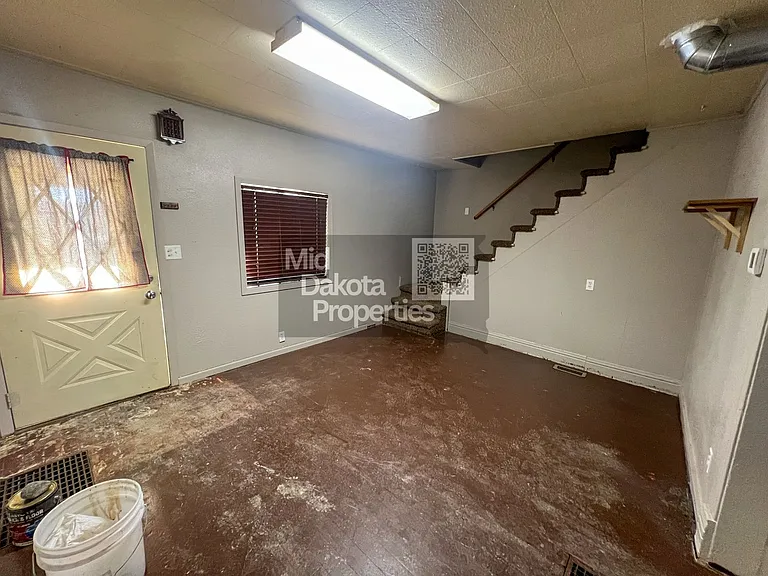 508 W 2nd Ave — Photo 4