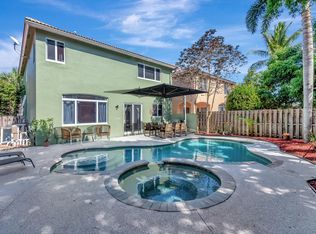 6649 Lurais Dr, Lake Worth, FL 33463