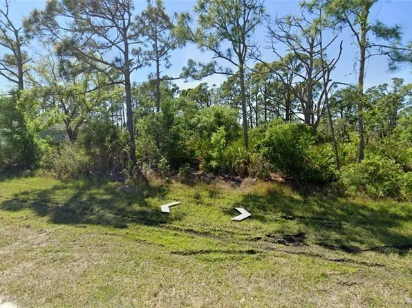 3253 Gillot Blvd, Pt Charlotte, FL 33981