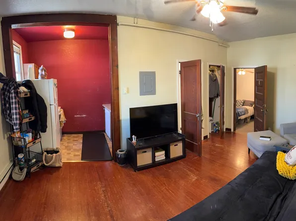 144 3rd Ave S, Brookings, SD