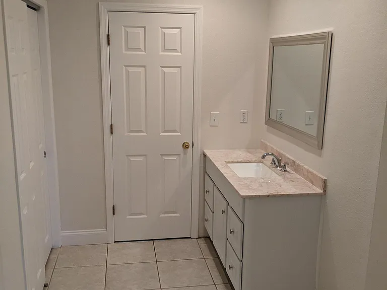 8 S Arcturas Ave — Photo 14