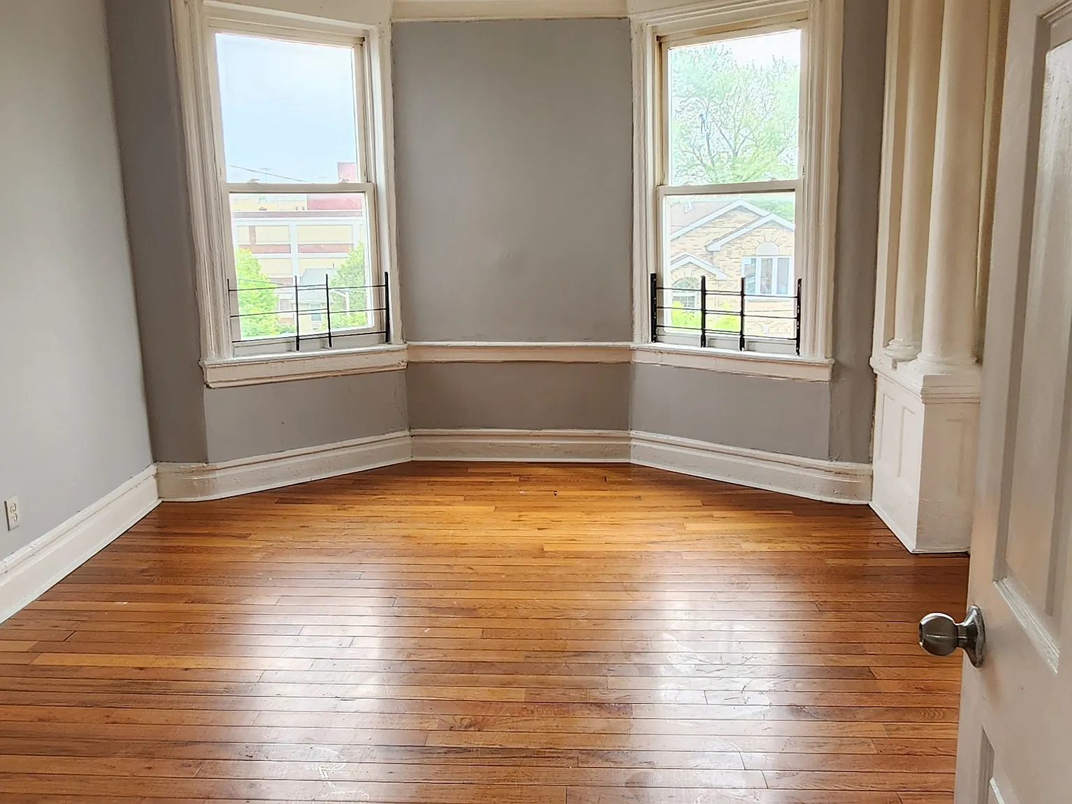 3 bed, 2000 sqft, $2,600 — Photo 3