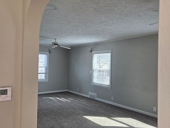 2nd image of 2005 Interurban Rd