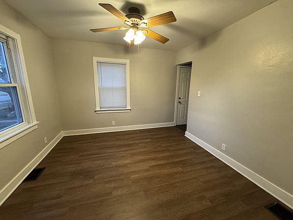 3rd image of 3044 N Church St