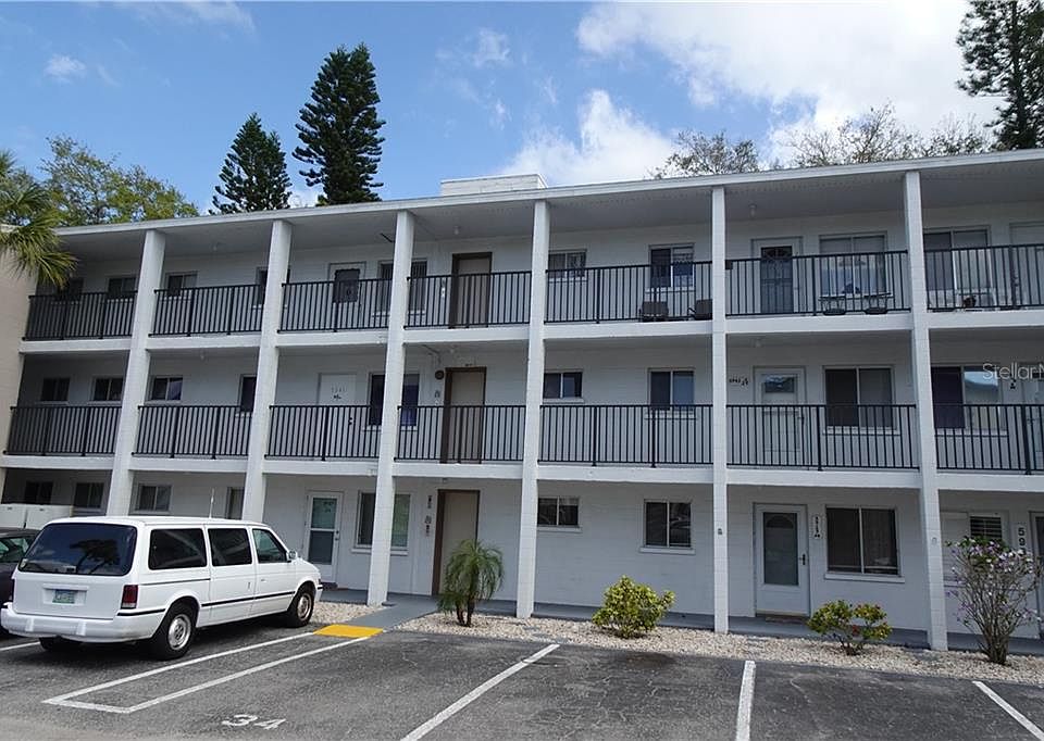 1st image of 5955 Palm Ln #A33