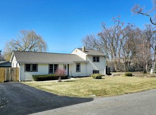 33206 N Sunset Ave, Grayslake, IL 60030