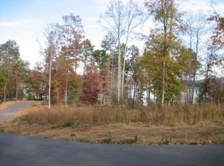 2390 Holly Springs Rd, Toccoa, GA 30577