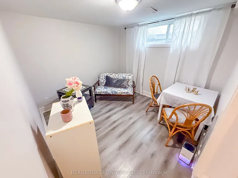 14 Gooch Ct #LOWER LEVEL — Photo 9