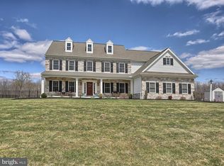 15 Heather Ln, Palmyra, PA 17078