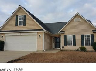 652 Fairfield Cir, Raeford, NC 28376