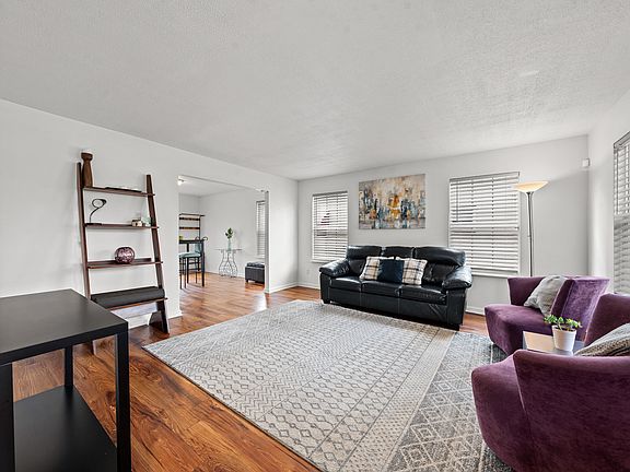 4th image of 11720 Browning Ave