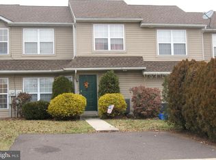 1240 Fieldstone Ct, Quakertown, PA 18951
