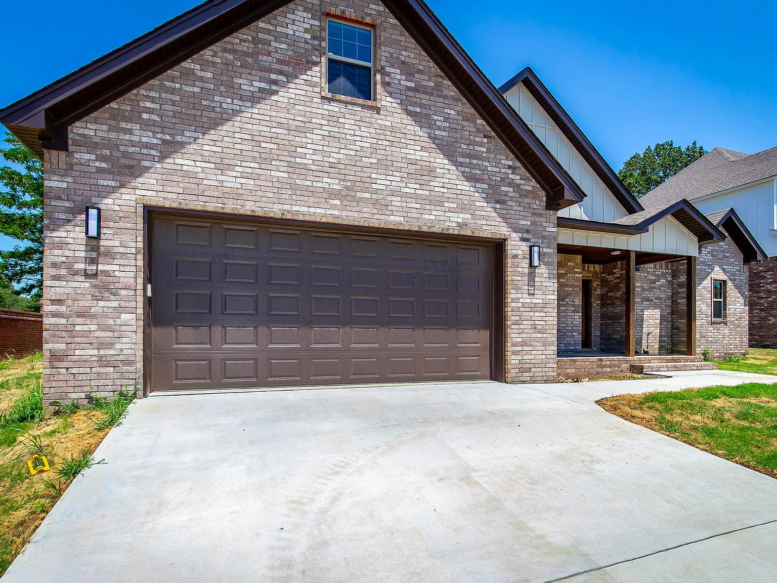 4 bed, 2260 sqft, $2,750 — Photo 3