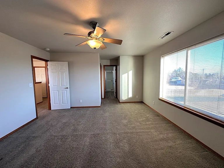 3706 W 19th Ct — Photo 17