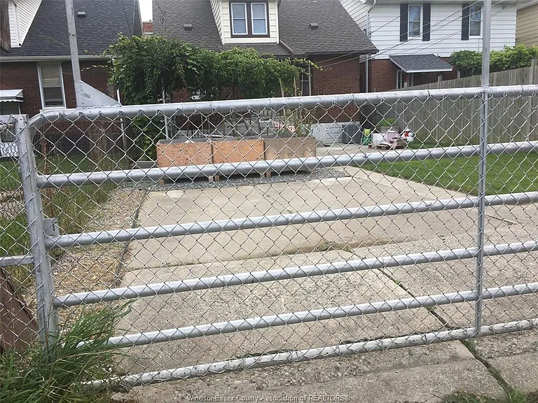 1153 Elsmere Ave #LOWER — Photo 23