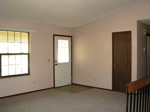 Entry to the 5bedroom home