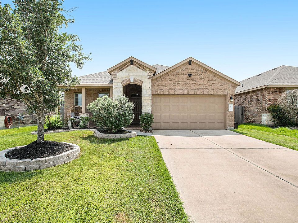 1st image of 4507 Mondial Dr