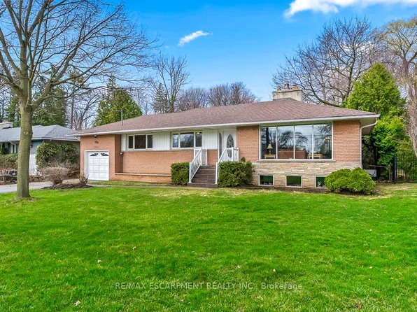 1546 Lorne Wood Rd, Mississauga, ON L5H 3G3