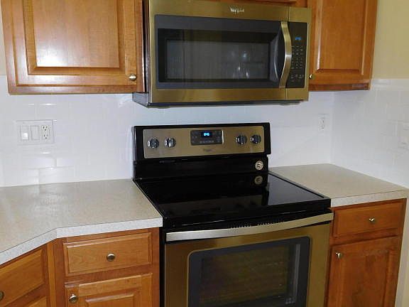 4th image of 3019 Whispering Willow Way