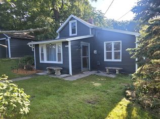 (Undisclosed Address), Hartland, WI 53029