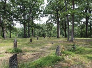 8322 Spirit Ln, Versailles, MO 65084