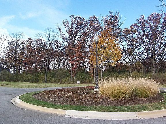 3rd image of 5820 Highland Ln