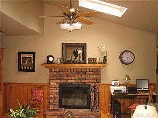 5th image of 22 Village Way
