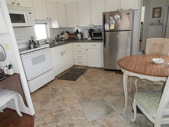 5th image of 2028 Sun Home St