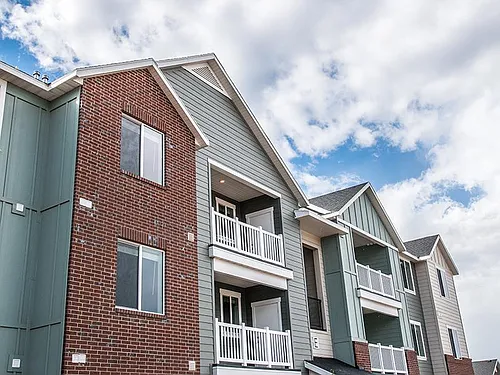 TRAIL HOLLOW APARTMENTS Photo 1