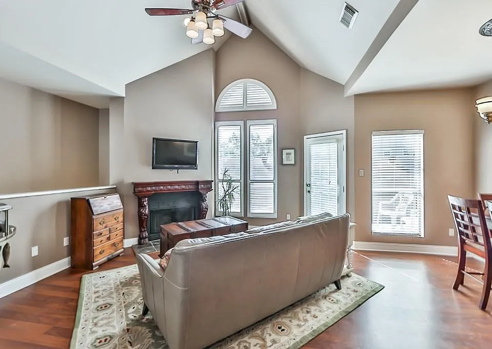Vaulted ceilings in the living room greet you as you enter the 2nd floor living space.