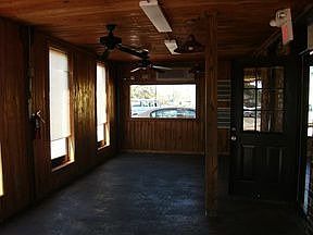 4th image of 109 South Dr