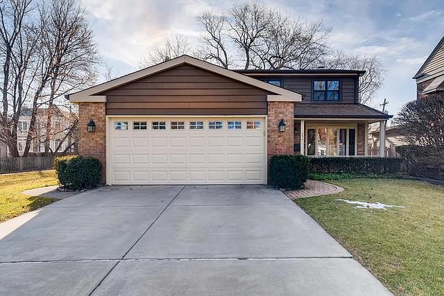 1st image of 354 S Carlyle Pl