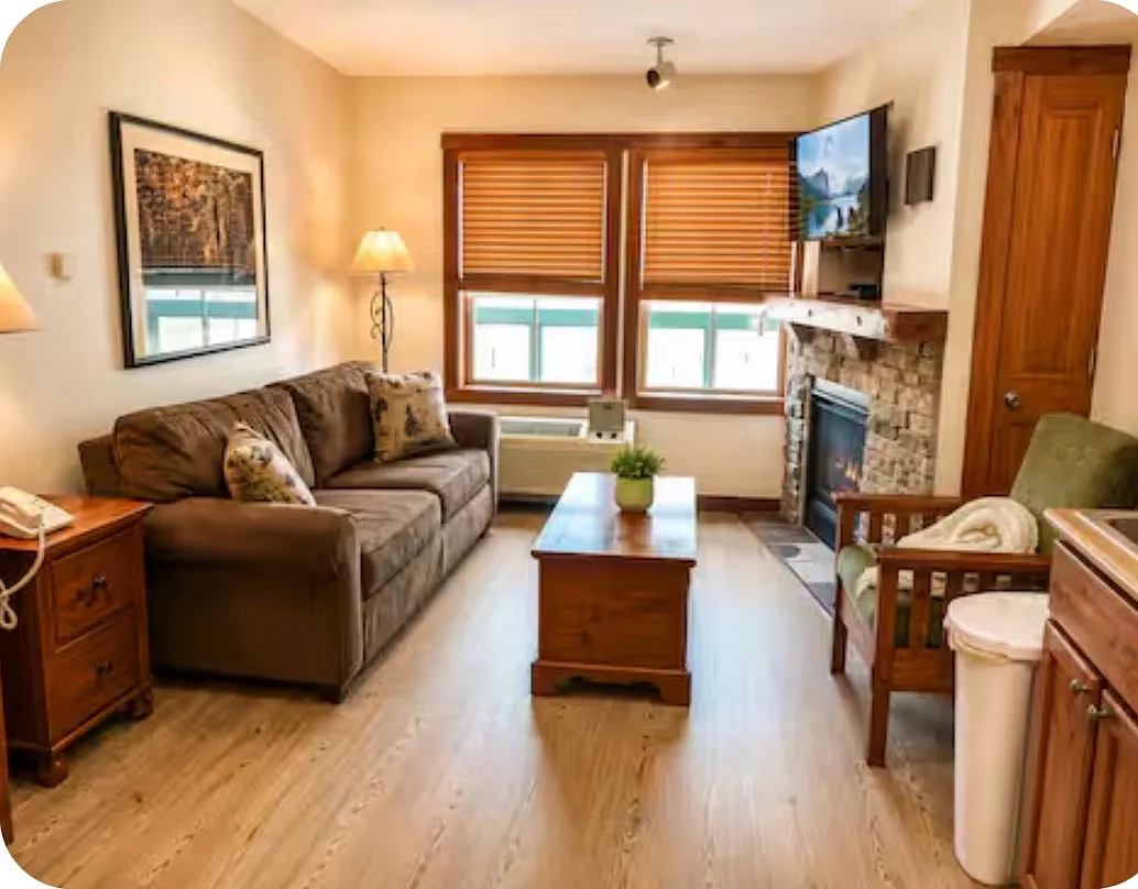 Studio, 300 sqft, $1,042 — Photo 1