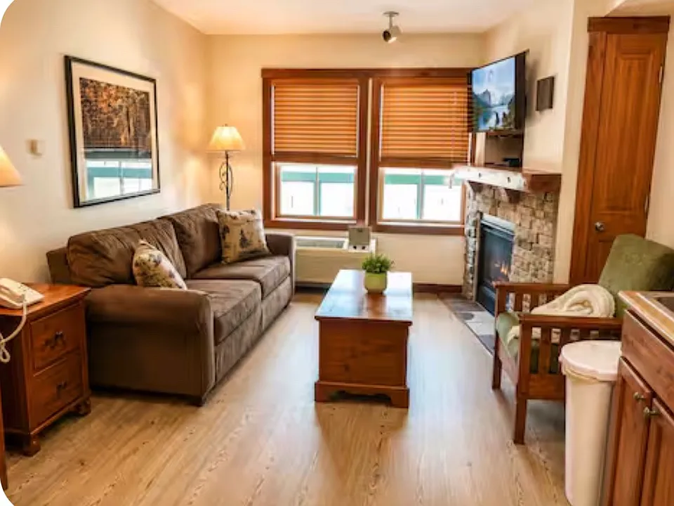 10 Snowshoe Dr #326