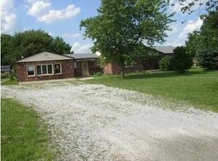 1732 W Furry Rd, Fountaintown, IN 46130