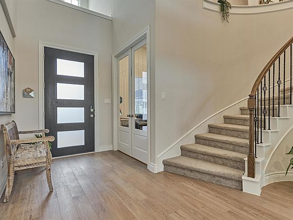 5th image of 15230 Tree Swallow Ct